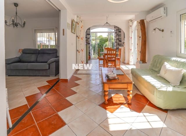 2 Zimmer Villa zu verkaufen in San Fulgencio mit Pool Garage - 235.000 € (Ref: 10155521)