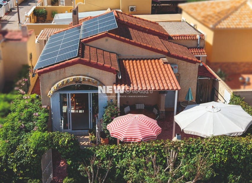 2 bedroom Villa for sale in San Fulgencio with pool garage - € 235,000 (Ref: 10155521)