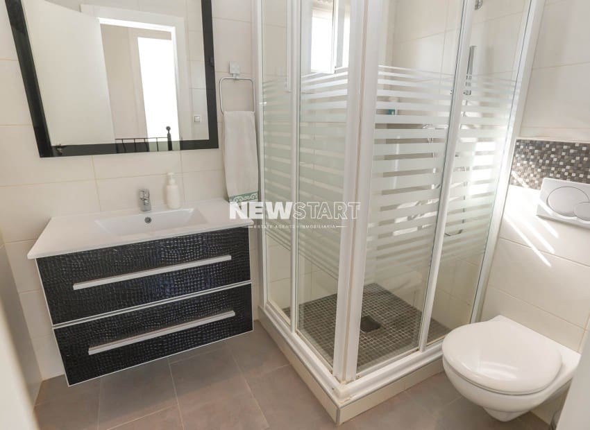3 bedroom Villa for sale in San Fulgencio with pool garage - € 385,000 (Ref: 10158327)