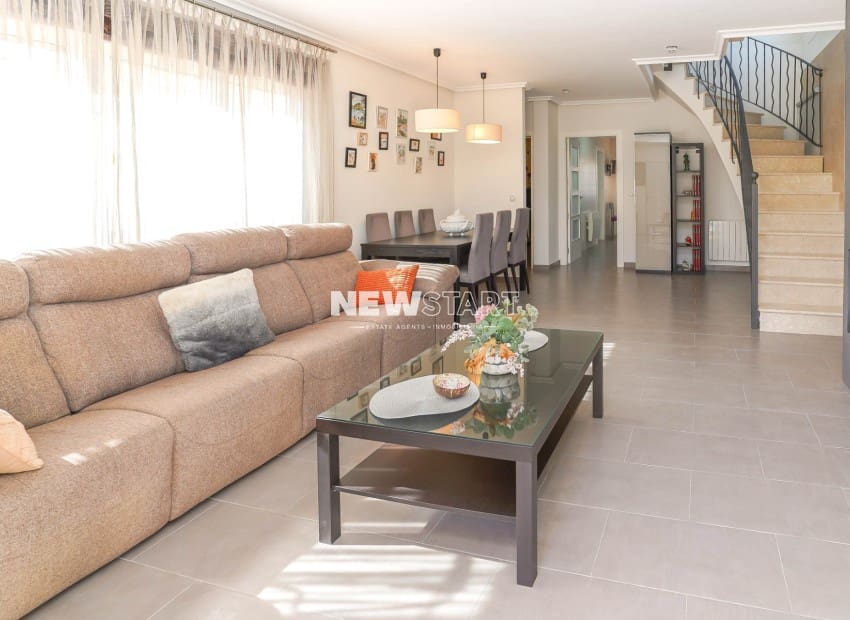 3 bedroom Villa for sale in San Fulgencio with pool garage - € 385,000 (Ref: 10158327)