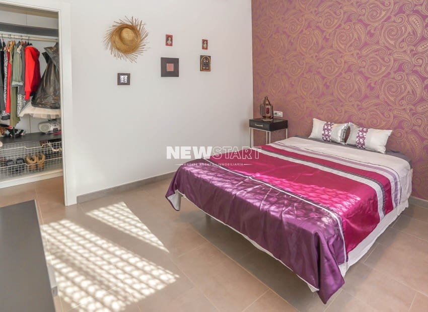 3 bedroom Villa for sale in San Fulgencio with pool garage - € 385,000 (Ref: 10158327)