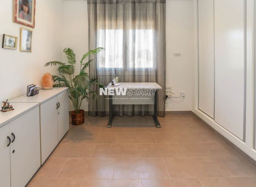 3 bedroom Villa for sale in San Fulgencio with pool garage - € 385,000 (Ref: 10158327)