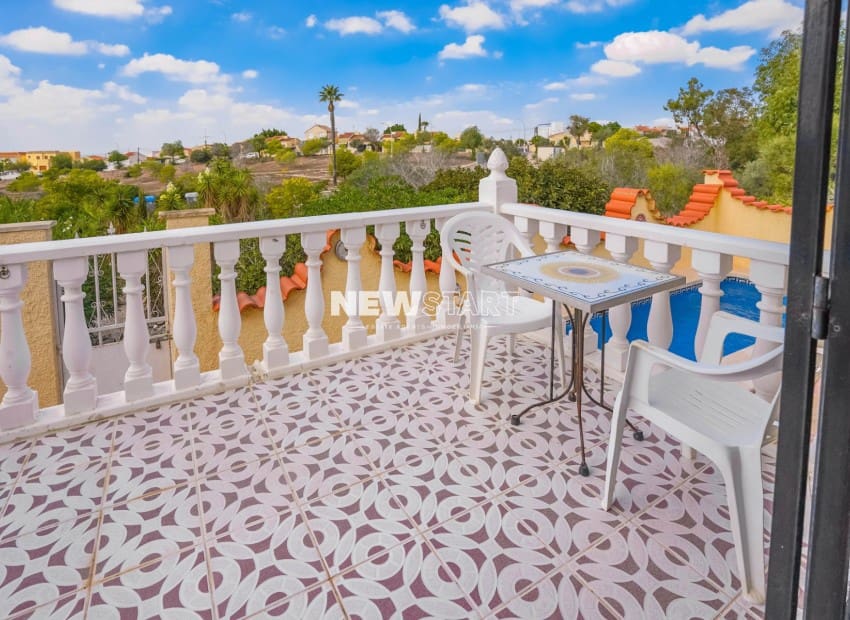 2 slaapkamer Villa te koop in San Fulgencio met zwembad garage - € 229.000 (Ref: 10160099)