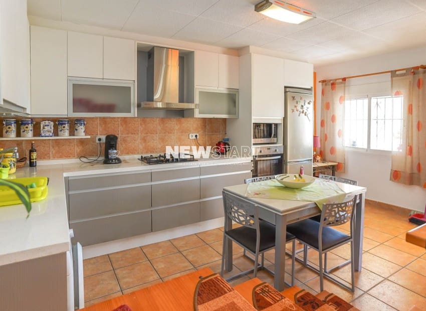 2 bedroom Townhouse for sale in San Fulgencio with garage - € 169,000 (Ref: 10160267)