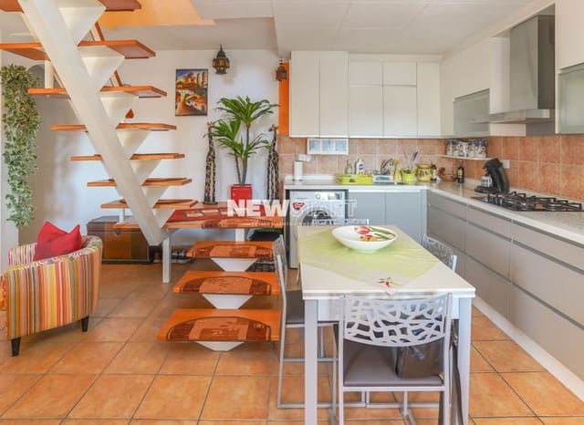 Casa de 2 habitaciones en San Fulgencio en venta con garaje - 169.000 € (Ref: 10160267)