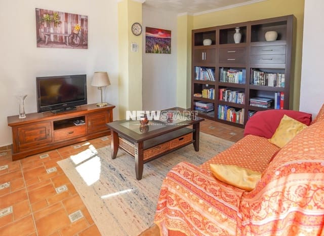 Casa de 2 habitaciones en San Fulgencio en venta con garaje - 169.000 € (Ref: 10160267)