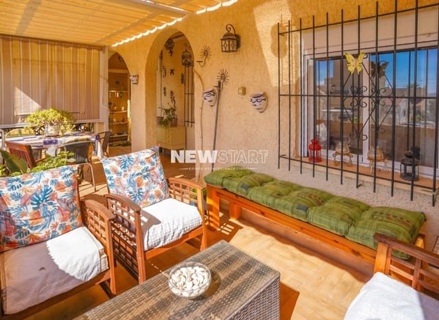 Casa de 2 habitaciones en San Fulgencio en venta con garaje - 169.000 € (Ref: 10160267)
