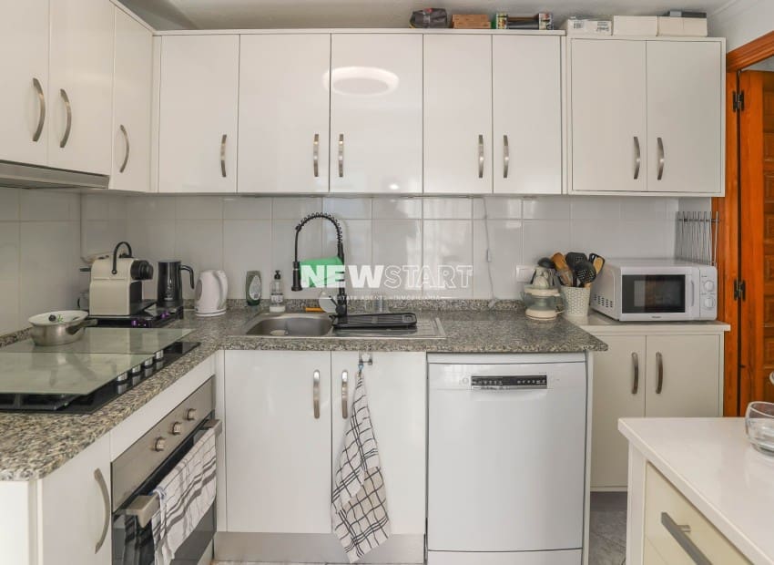 Casa de 2 habitaciones en San Fulgencio en venta con garaje - 129.000 € (Ref: 10172274)