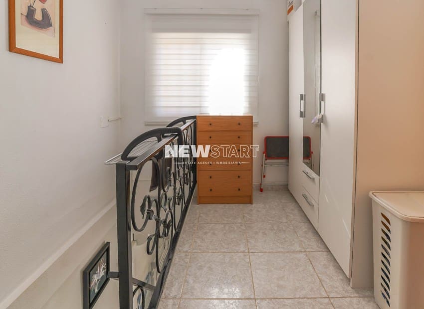 Casa de 2 habitaciones en San Fulgencio en venta con garaje - 129.000 € (Ref: 10172274)