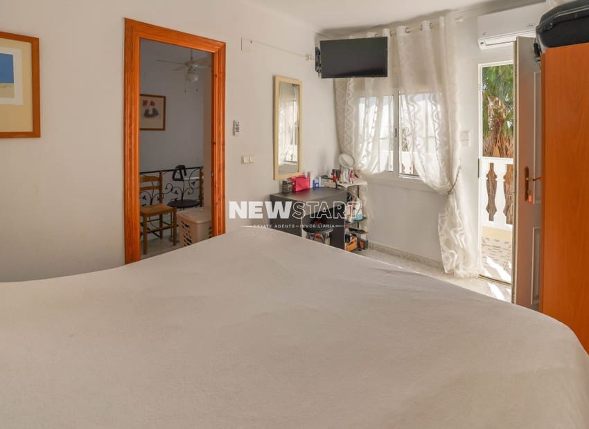 Casa de 2 habitaciones en San Fulgencio en venta con garaje - 129.000 € (Ref: 10172274)