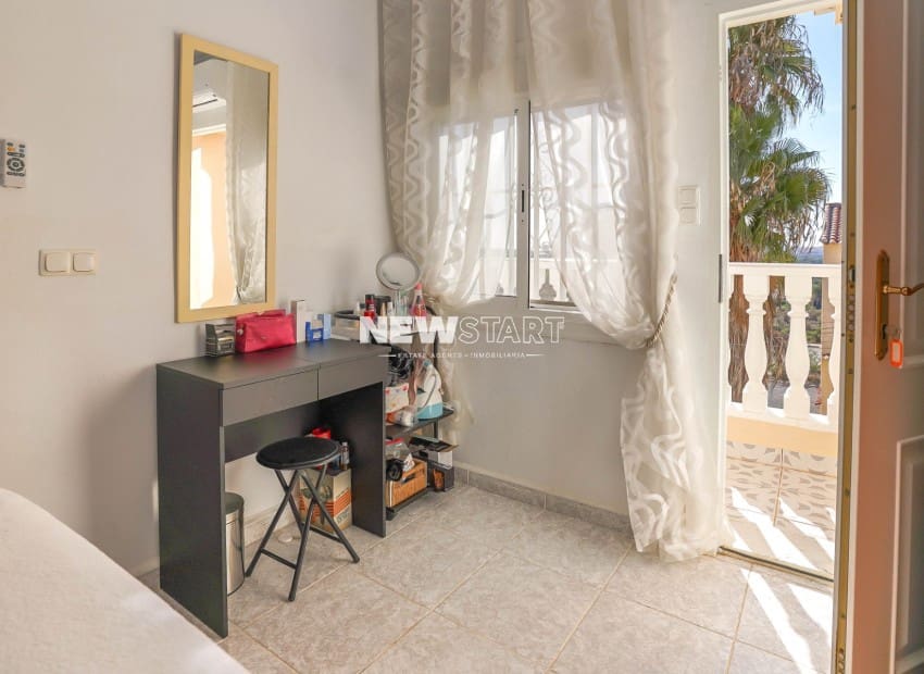 Casa de 2 habitaciones en San Fulgencio en venta con garaje - 129.000 € (Ref: 10172274)