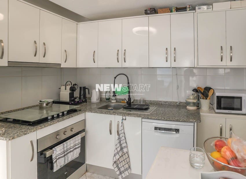 Casa de 2 habitaciones en San Fulgencio en venta con garaje - 129.000 € (Ref: 10172274)