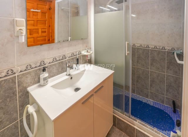 Casa de 2 habitaciones en San Fulgencio en venta con garaje - 129.000 € (Ref: 10172274)