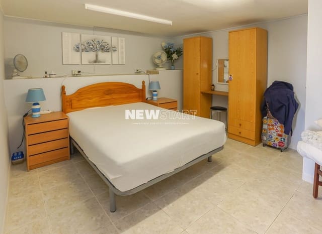 Casa de 2 habitaciones en San Fulgencio en venta con garaje - 129.000 € (Ref: 10172274)
