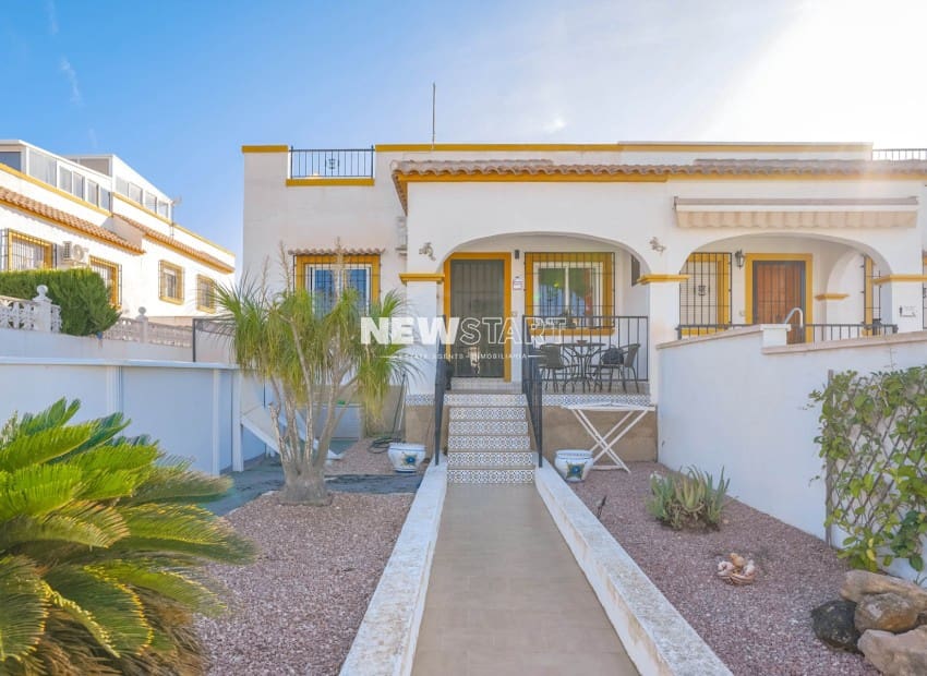 3 chambre Villa/Maison Semi-Mitoyenne à vendre à San Fulgencio avec piscine garage - 185 000 € (Ref: 10172754)