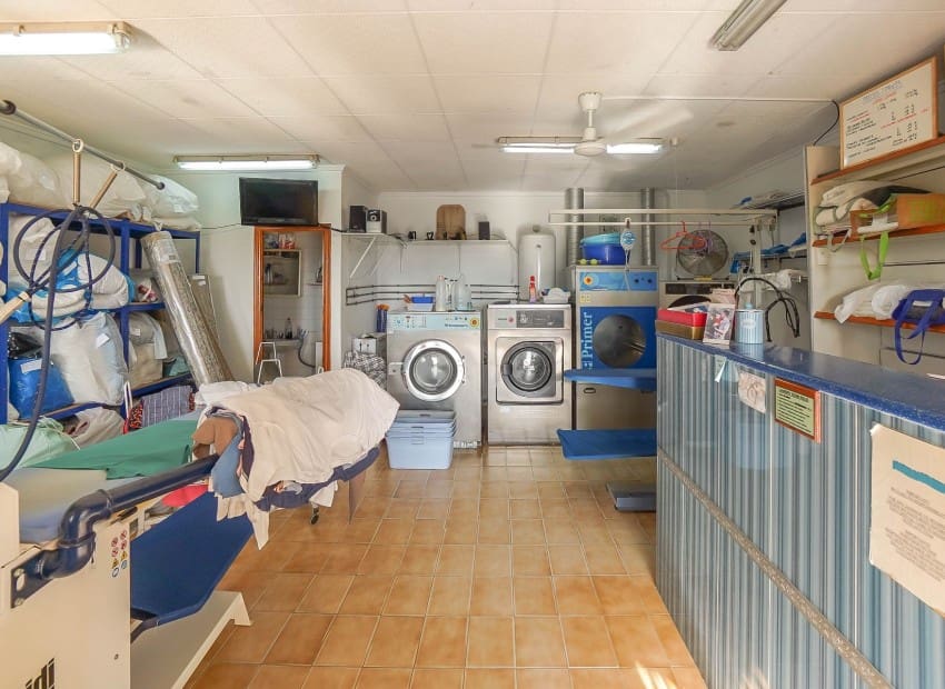 Kommersiell til salgs i San Fulgencio med garasje - € 125 000 (Ref: 7002670)