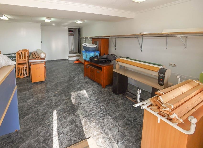 Kommersiell til salgs i San Fulgencio med garasje - € 125 000 (Ref: 7002670)