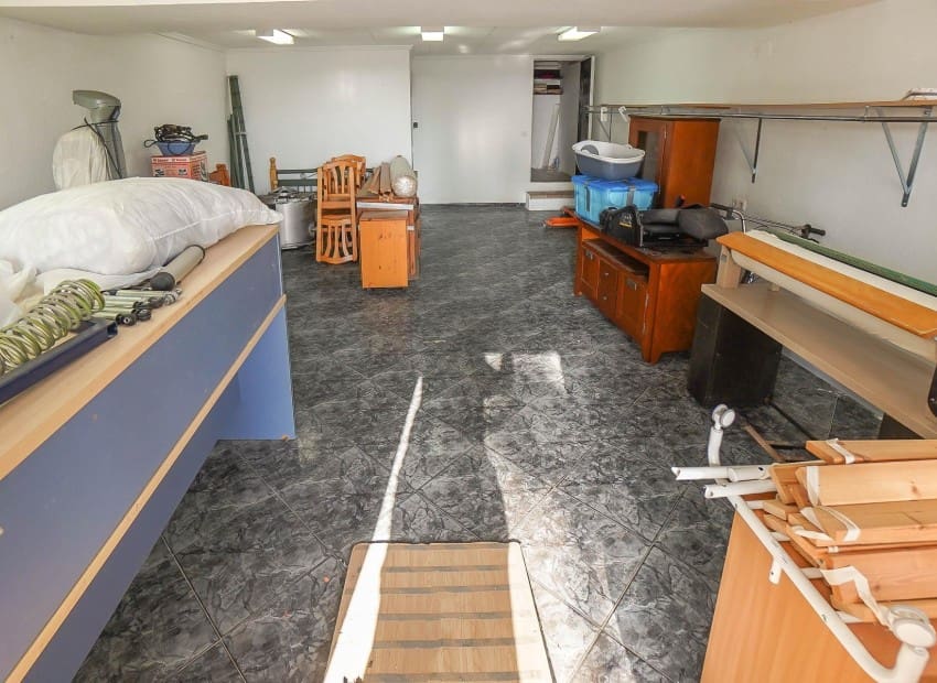 Kommersiell til salgs i San Fulgencio med garasje - € 125 000 (Ref: 7002670)