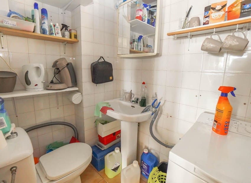 Kommersiell til salgs i San Fulgencio med garasje - € 125 000 (Ref: 7002670)