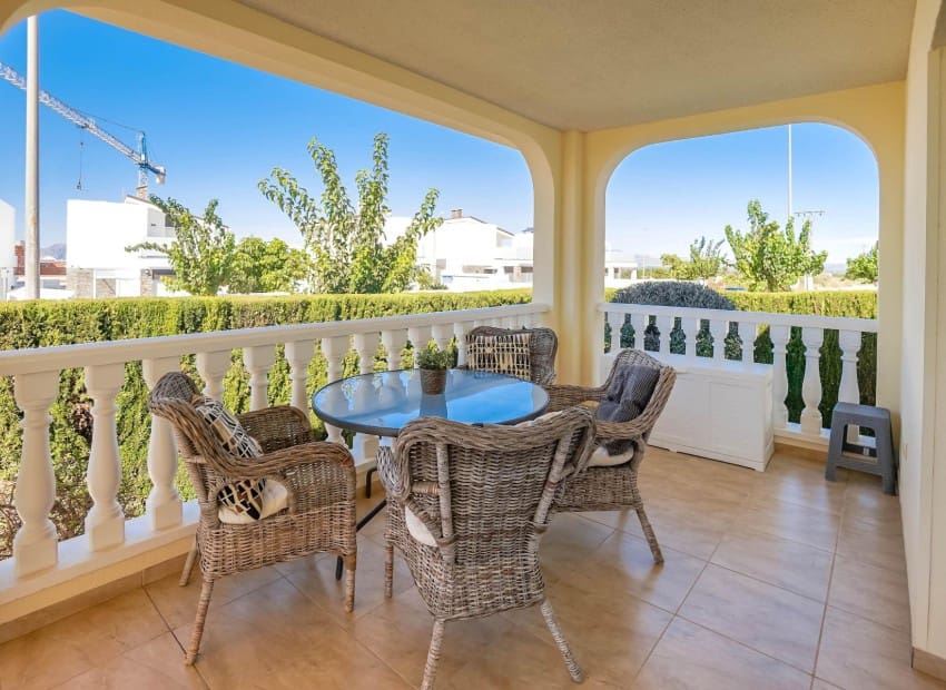 Chalet de 5 habitaciones en San Fulgencio en venta con piscina garaje - 475.000 € (Ref: 7122804)