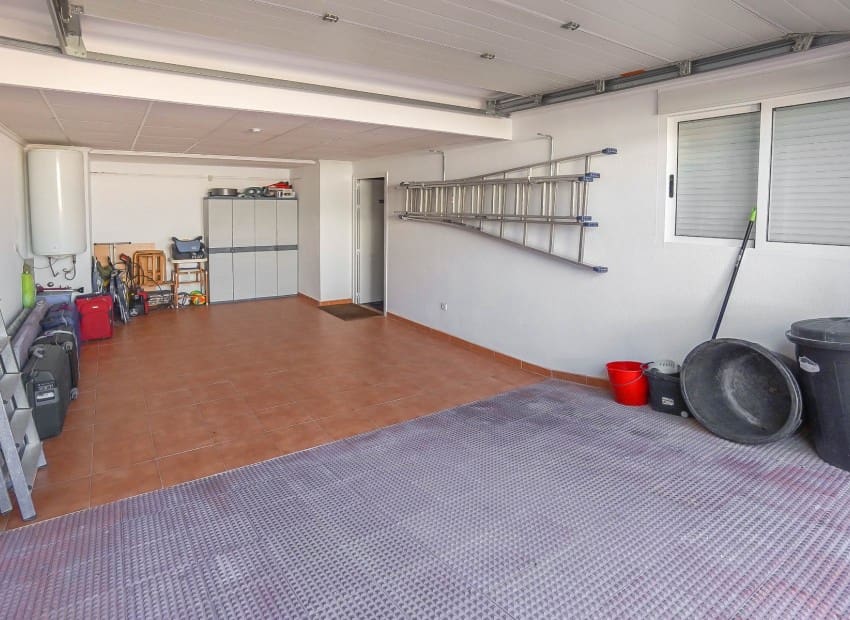 Chalet de 5 habitaciones en San Fulgencio en venta con piscina garaje - 475.000 € (Ref: 7122804)