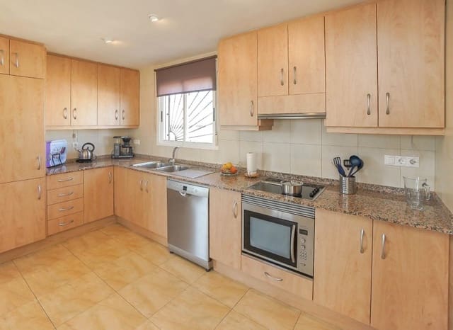 Chalet de 5 habitaciones en San Fulgencio en venta con piscina garaje - 475.000 € (Ref: 7122804)