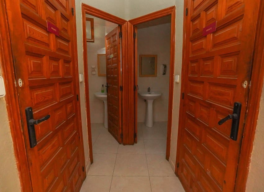 Commercial for sale in San Fulgencio - € 99,500 (Ref: 7739968)