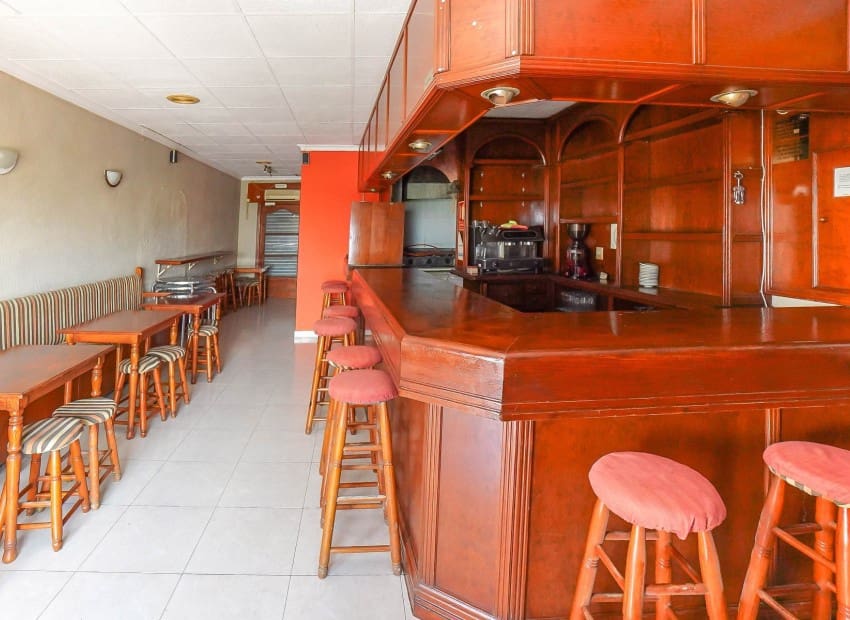 Commercial for sale in San Fulgencio - € 99,500 (Ref: 7739968)