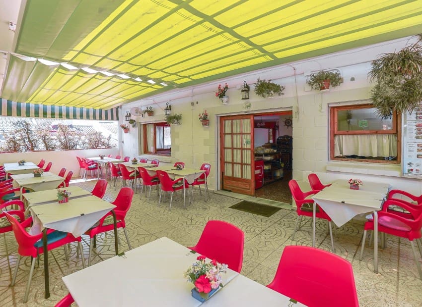 Kommersiell til salgs i San Fulgencio med garasje - € 145 000 (Ref: 8493240)