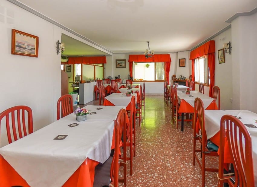 Kommersiell til salgs i San Fulgencio med garasje - € 145 000 (Ref: 8493240)