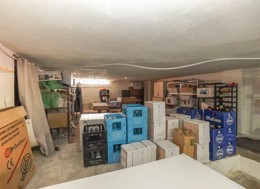 Kommersiell til salgs i San Fulgencio med garasje - € 145 000 (Ref: 8493240)