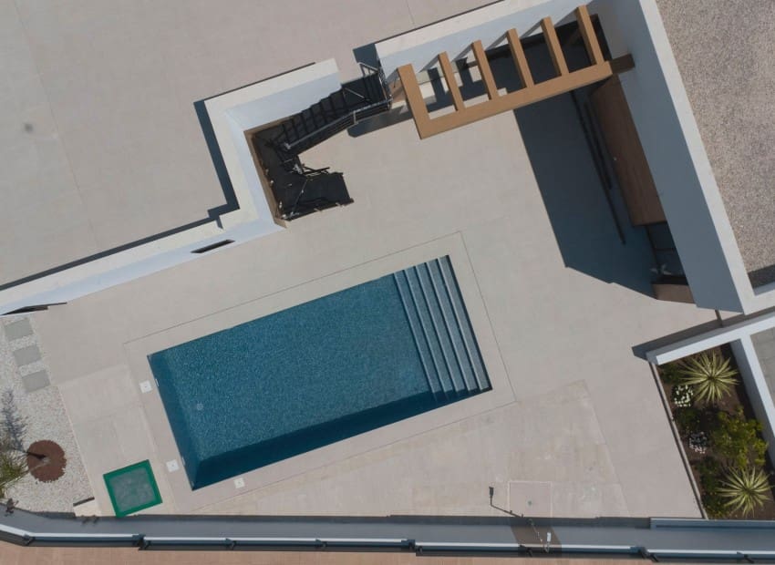 Chalet de 3 habitaciones en San Fulgencio en venta con piscina - 677.000 € (Ref: 8832097)