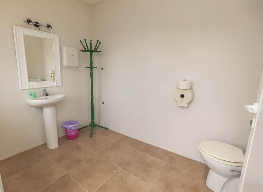 Commercial for sale in San Fulgencio - € 710,000 (Ref: 8891517)