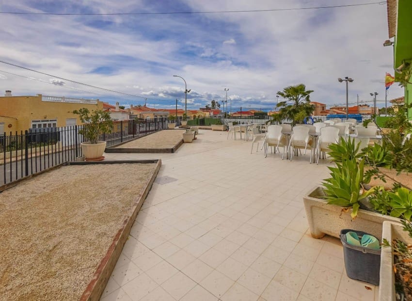 Commercial for sale in San Fulgencio - € 710,000 (Ref: 8891517)