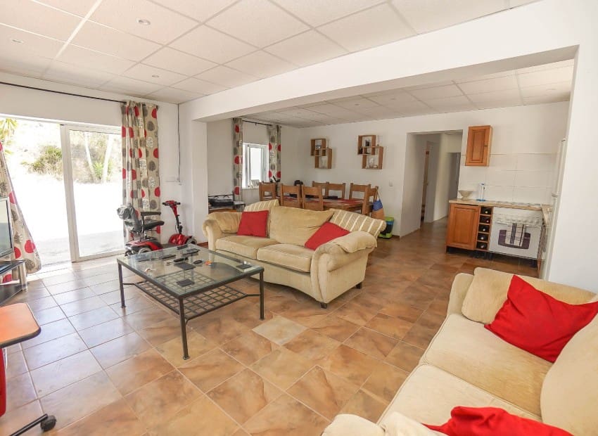 Chalet de 6 habitaciones en San Fulgencio en venta con piscina - 499.000 € (Ref: 8901430)