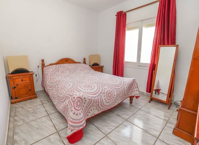 Chalet de 6 habitaciones en San Fulgencio en venta con piscina - 499.000 € (Ref: 8901430)