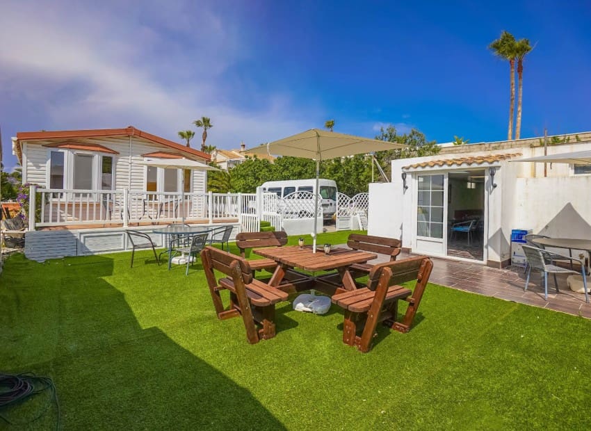 Chalet de 6 habitaciones en San Fulgencio en venta con piscina - 499.000 € (Ref: 8901430)