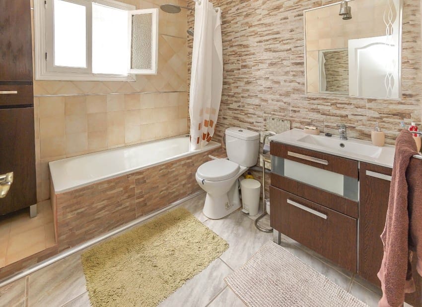 Chalet de 6 habitaciones en San Fulgencio en venta con piscina - 499.000 € (Ref: 8901430)