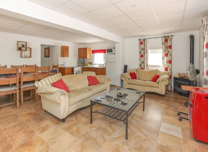 Chalet de 6 habitaciones en San Fulgencio en venta con piscina - 499.000 € (Ref: 8901430)