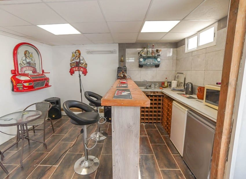 Chalet de 6 habitaciones en San Fulgencio en venta con piscina - 499.000 € (Ref: 8901430)