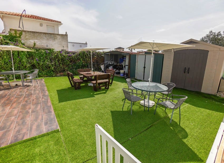 Chalet de 6 habitaciones en San Fulgencio en venta con piscina - 499.000 € (Ref: 8901430)