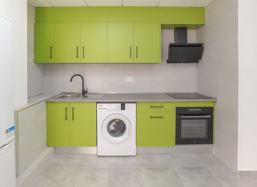 Chalet de 4 habitaciones en San Fulgencio en venta - 380.000 € (Ref: 8901432)