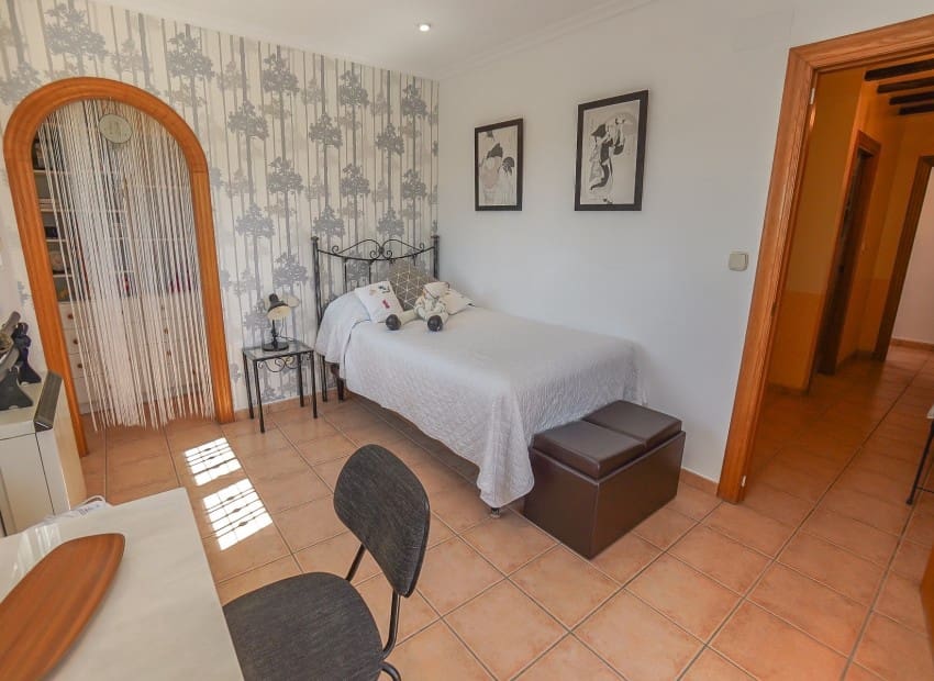 5 chambre Finca/Maison de Campagne à vendre à La Hoya avec piscine - 520 000 € (Ref: 9015891)