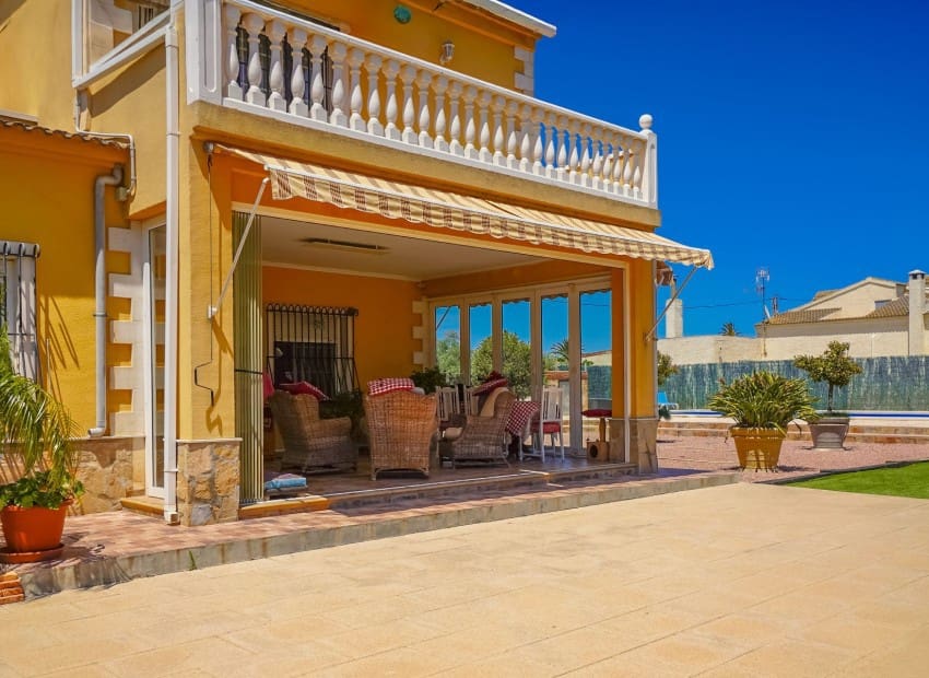 5 chambre Finca/Maison de Campagne à vendre à La Hoya avec piscine - 520 000 € (Ref: 9015891)