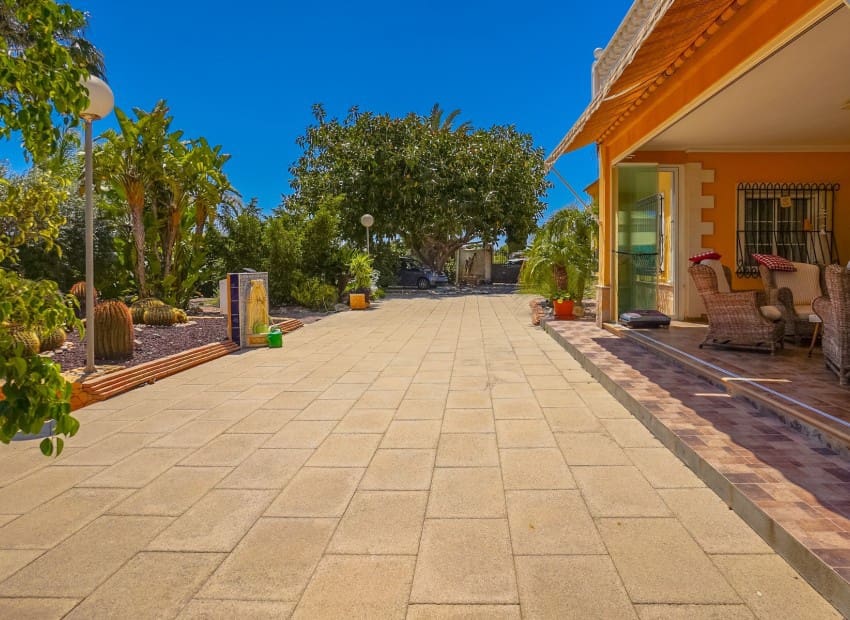 5 chambre Finca/Maison de Campagne à vendre à La Hoya avec piscine - 520 000 € (Ref: 9015891)