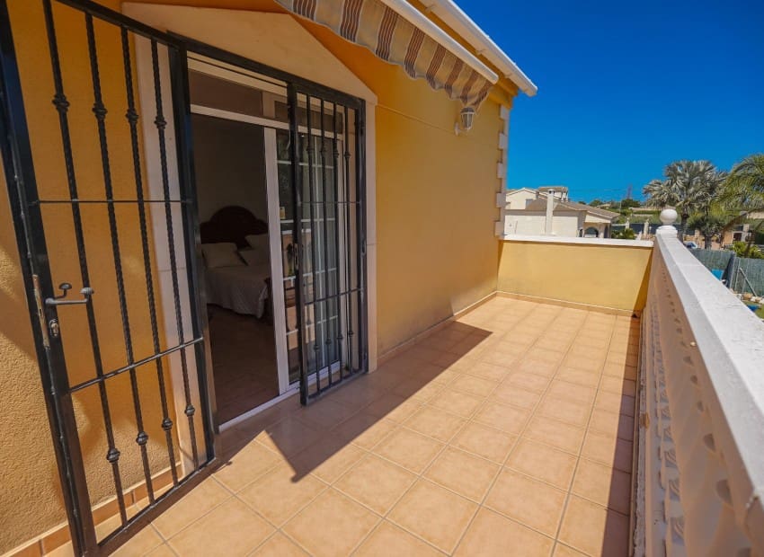 5 chambre Finca/Maison de Campagne à vendre à La Hoya avec piscine - 520 000 € (Ref: 9015891)