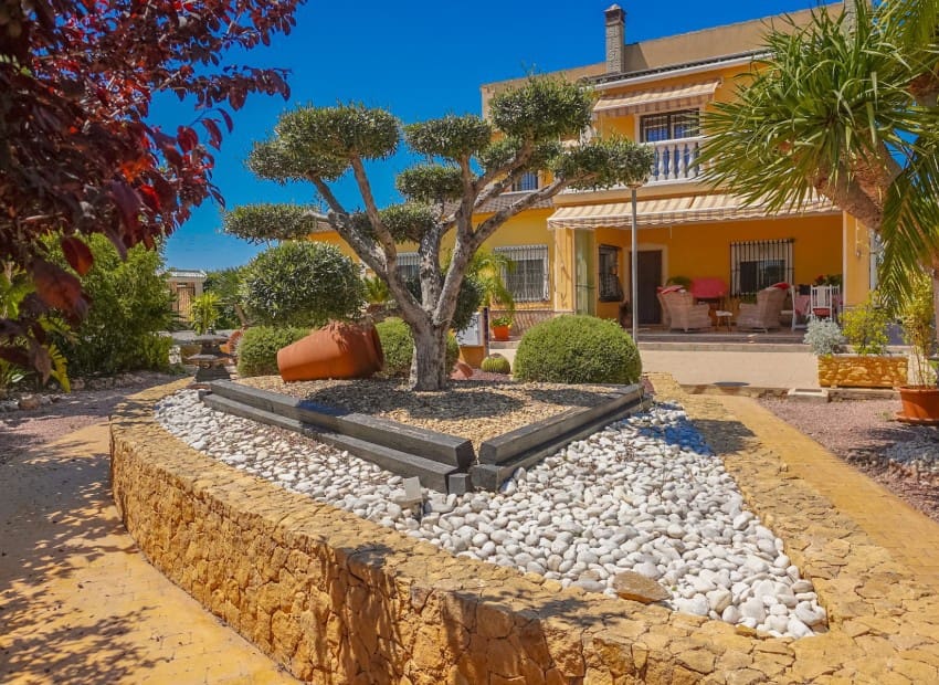 5 chambre Finca/Maison de Campagne à vendre à La Hoya avec piscine - 520 000 € (Ref: 9015891)