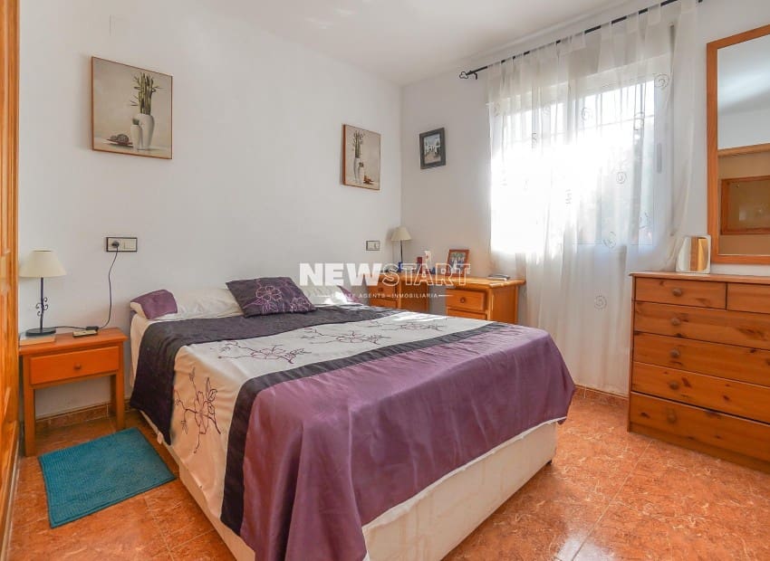 Pareado de 3 habitaciones en La Marina en venta con piscina - 169.000 € (Ref: 9199938)