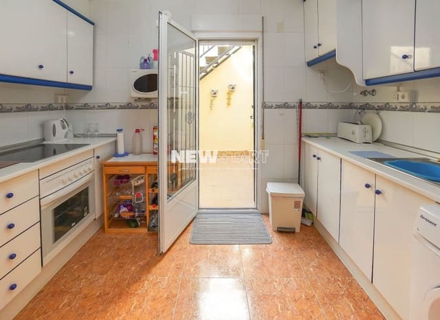 3 Zimmer Doppelhaus zu verkaufen in La Marina, Elche / Elx mit Pool - 169.000 € (Ref: 9199938)