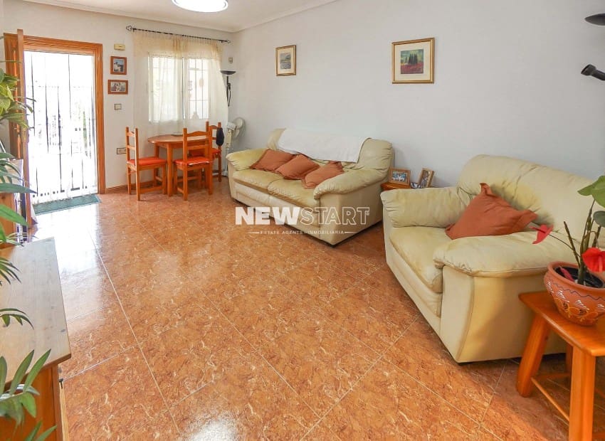 Pareado de 3 habitaciones en La Marina en venta con piscina - 169.000 € (Ref: 9199938)